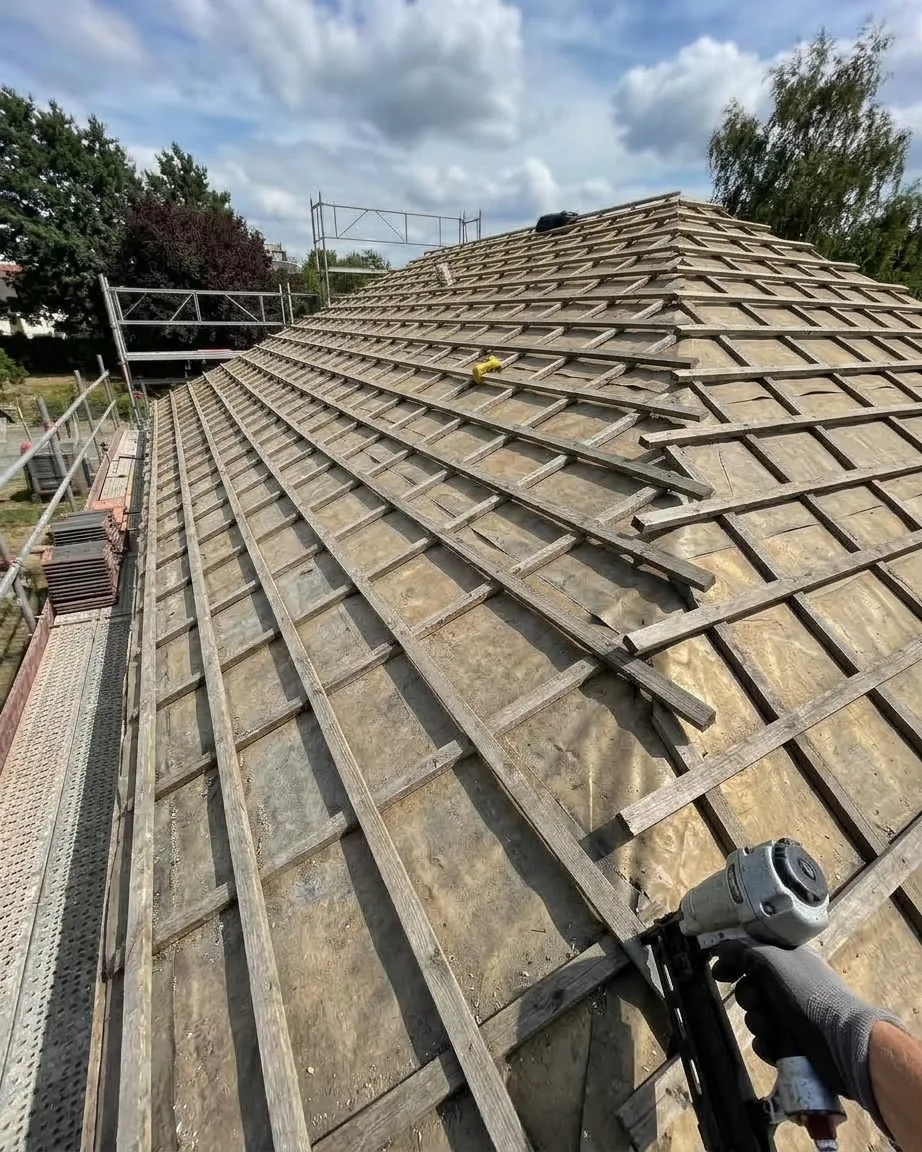 Couvreur à Coulommiers — avant (chantier 3)